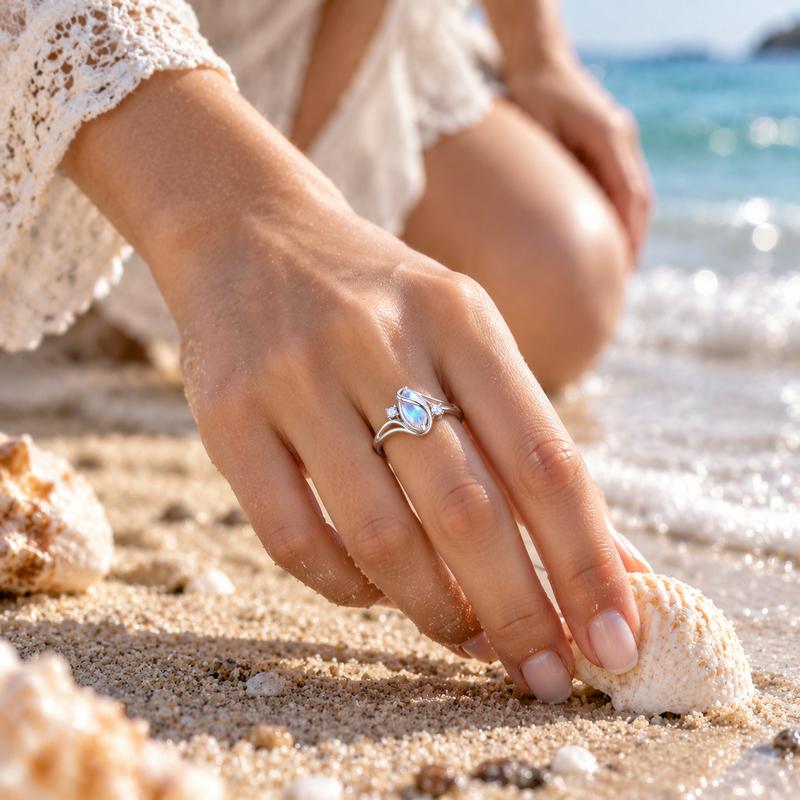Oresa 925 Moonstone Ring