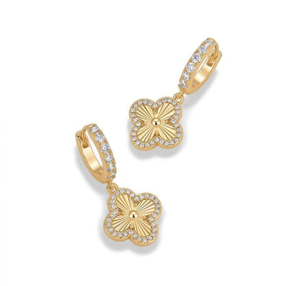 Oresa Gold Clover Earrings